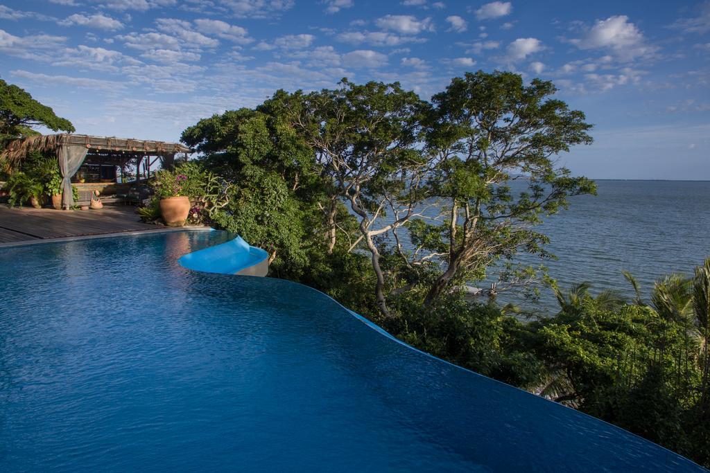 Hotel Pousada Enseada Das Garcas São Pedro da Aldeia Exterior foto